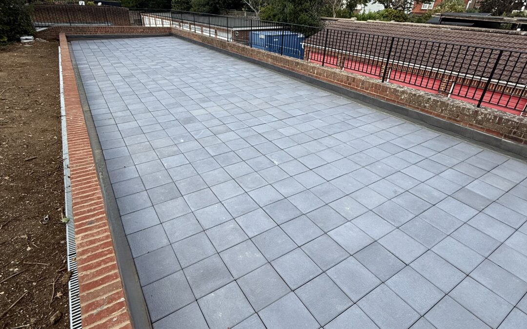 Cold applied liquid roof with promenade tiles, West Sussex